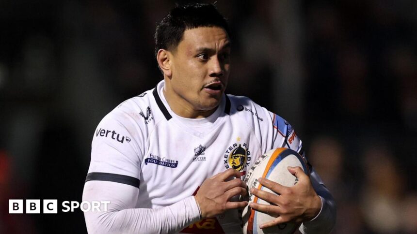 Exeter's Ikitau out for up to three months with shoulder injury