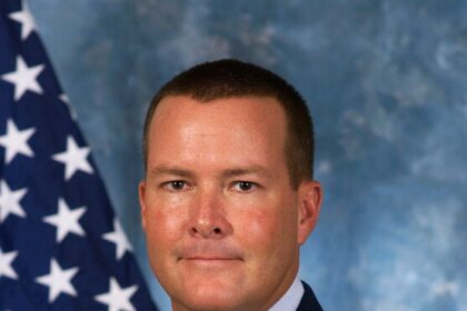 4th Test Day 2 Live: England need 175 to win after bundling Australia for 132