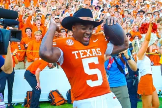 Texas' top running back to enter transfer portal