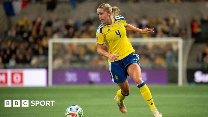 Sweden defender Lundkvist agrees Man Utd deal