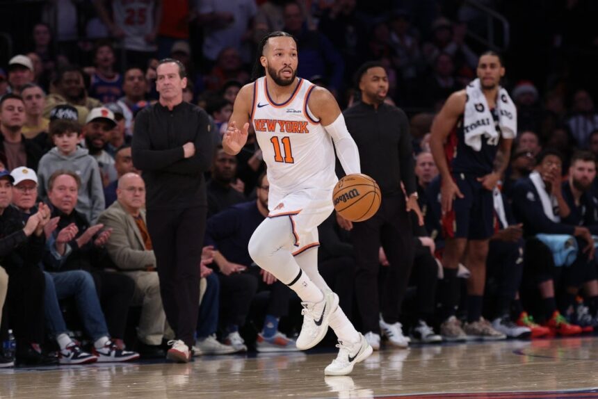 Hawks stumble into matchup with surging Knicks