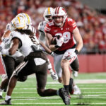Wisconsin tight end, former starter to enter NCAA transfer portal