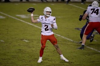Top transfer QB Brendan Sorsby commits to Texas Tech
