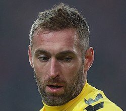 Rangers' Shesterkin exits 3-2 loss with leg injury