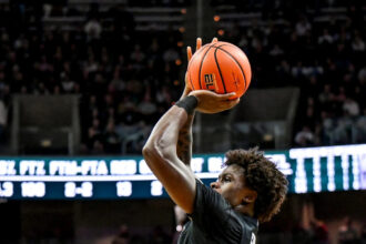 No horsing around for Michigan State basketball bigs in rout of USC