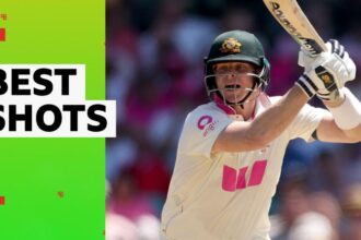 'He's like a gladiator' - Smith reaches century as Australia build lead