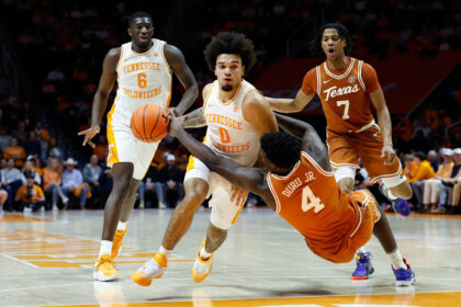 Tennessee basketball defeats Texas in SEC home opener