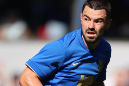 Blackburn sign Brighton defender Cashin on loan