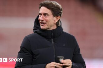 An Arsenal coffee cup and more pain for under-pressure Frank