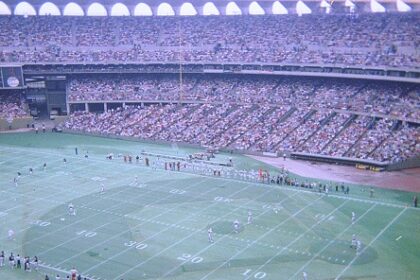 One big thing we're hearing on every NFL team's coaching situation: Hot seats, candidates, more