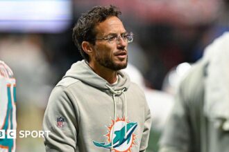 Dolphins' McDaniel becomes eighth NFL coach culled