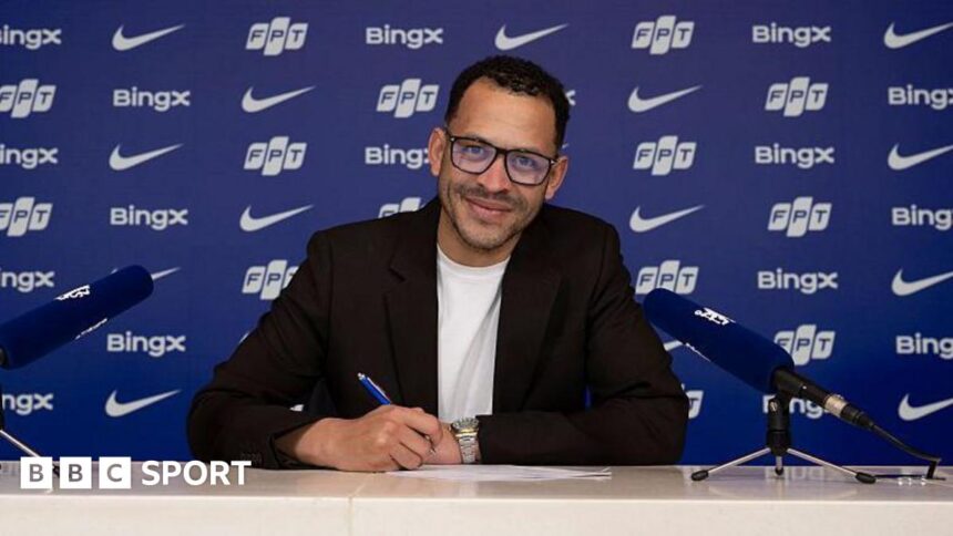 How will Chelsea play under new boss Rosenior?