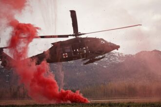 Blackhawks' Bedard (shoulder) to play vs. Caps
