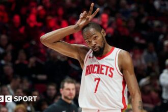 Durant passes legend Chamberlain on all-time list