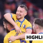 Two for Reed as Mansfield upset Sheff Utd in thriller