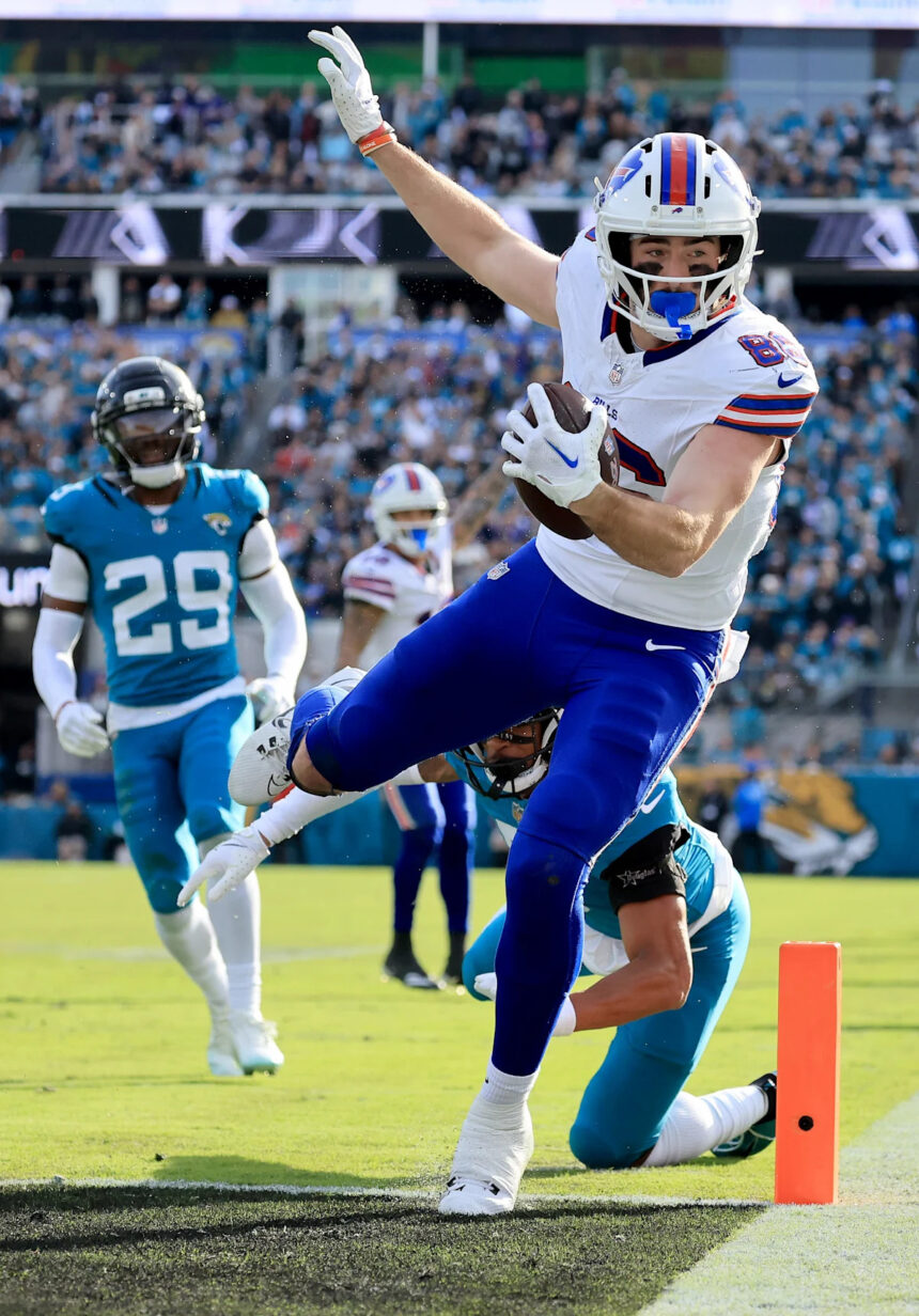 Who the Buffalo Bills will play in the AFC Divisional round?