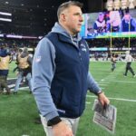 Who will Patriots play in divisional round after win vs. Chargers?