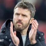Carrick favourite for Man Utd caretaker role