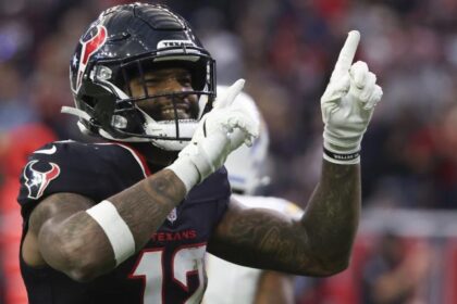 Is Nico Collins playing tonight? Why Texans WR is off to slow start in wild-card game