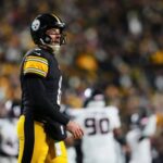 Troy Aikman makes Aaron Rodgers prediction during Steelers’ loss to Texans