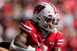 Wisconsin transfer RB Dilin Jones commits to LSU