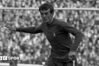 Chelsea and Scotland legend McCreadie dies aged 85