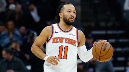 Knicks rule out Jalen Brunson for remainder of Kings game after ankle injury