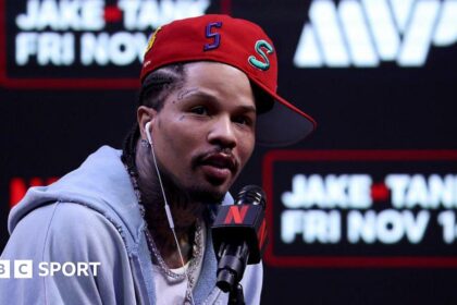 Police issue arrest warrant for WBA champion Davis