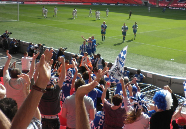 Rangers sign winger Skov Olsen on loan