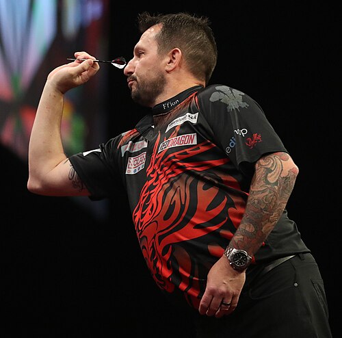 Premier League live updates: Man United beat Man City in first game under Carrick