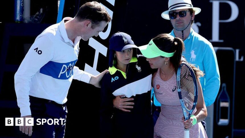 Player helps ball girl after collapse at Australian Open