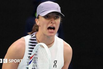 'Ups and downs' as Swiatek begins bid for history with win