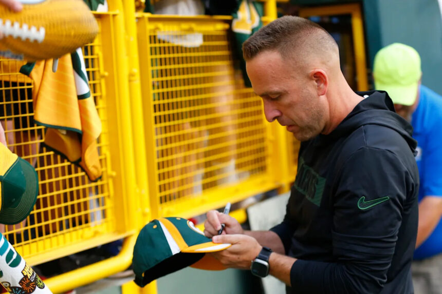 Miami Dolphins hiring Jeff Hafley as new head coach: Reports