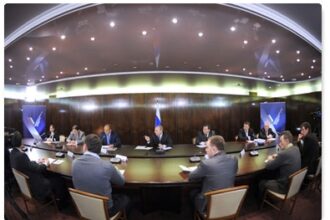 Indiana leads Big Ten trio at top of final AP poll