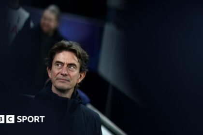 'Good signs' or just buying time? Spurs remain divided on Frank future