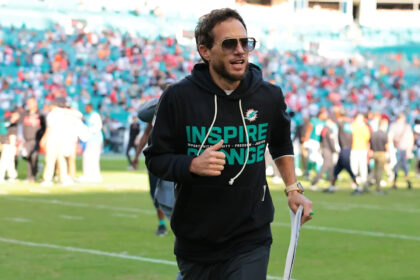 Chargers are expected to hire Mike McDaniel as OC, barring a change of heart