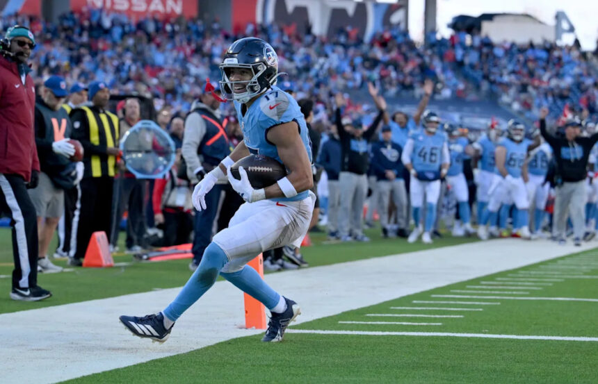 Titans' Chimere Dike lands on PFWA's All-Rookie team