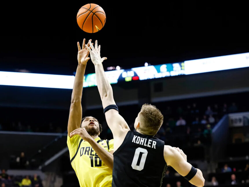 Carson Cooper scores 19 points and No. 10 Michigan State beats struggling Oregon 68-52