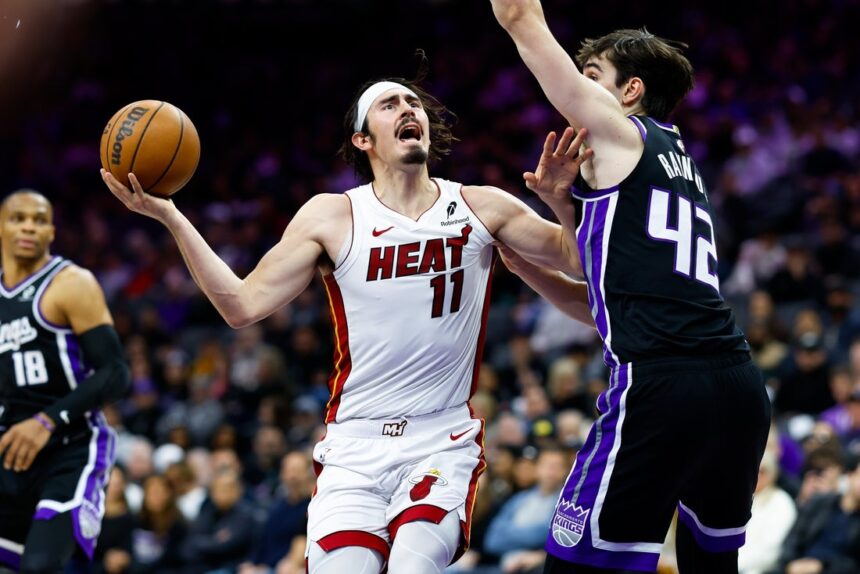 Long-distance shooting carries Heat past Kings