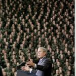 Mets acquire Luis Robert Jr. from White Sox