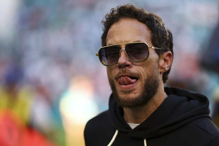 Mike McDaniel could turn the Chargers into an AFC powerhouse