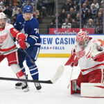 Detroit Red Wings complete sweep of Maple Leafs with 2-1 win in OT