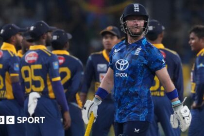 England spun out by Sri Lanka in first ODI