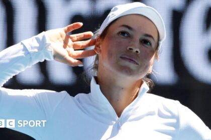 Putintseva drowns out 'disrespectful' crowd with rabbit song