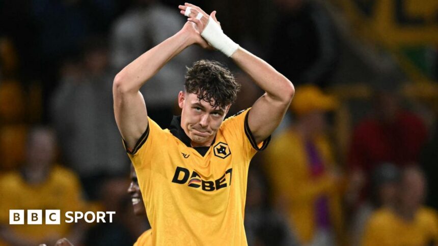 Wolves reject Leeds bid for striker Strand Larsen
