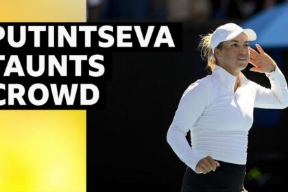 Putintseva responds to boos with dancing and kisses at Australian Open