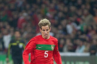 Borthwick: England's prop crisis is disruptive - but we'll attack Six Nations