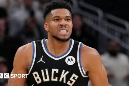 Antetokounmpo expects to miss up to six weeks