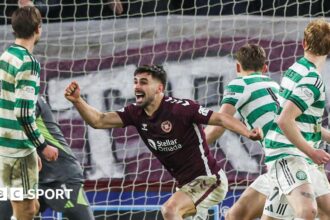 'Intoxicating title fight impossible to call as Hearts refuse to buckle'