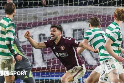 'Intoxicating title fight impossible to call as Hearts refuse to buckle'